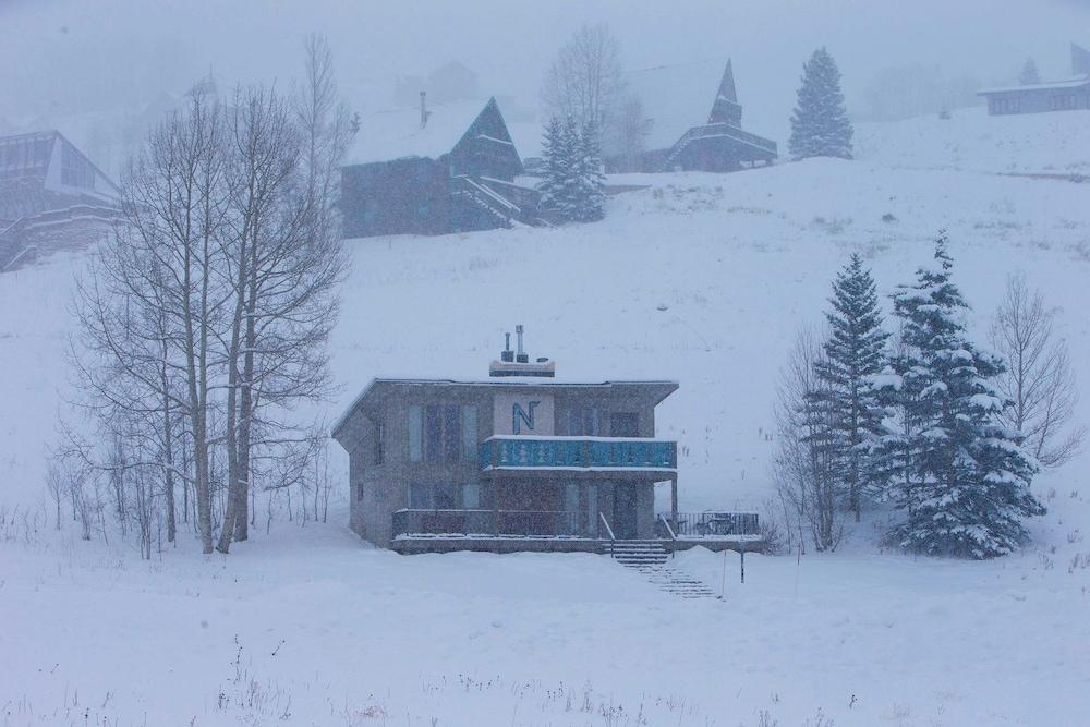 Nordic Inn Crested Butte Exterior photo